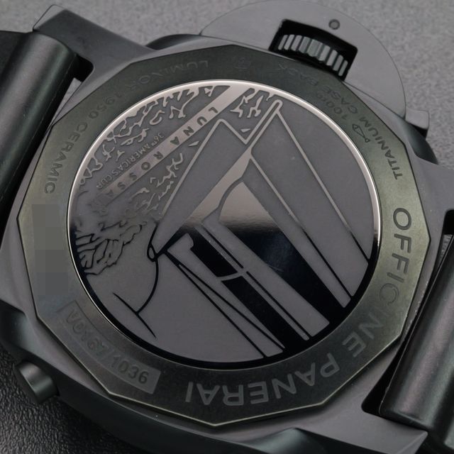 Panerai Luminor Luna Rossa PAM01037 Image 4